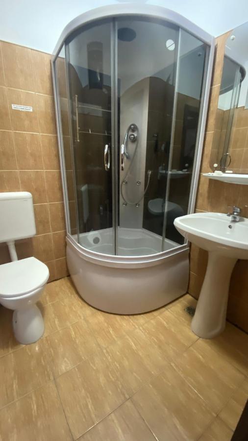 Pension La Viorel Isaila Сибиу Экстерьер фото
